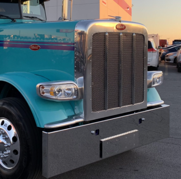 Aftermarket Grille & Headlight Assembly Bundle Compatible with Peterbilt® 388/389/367/567/589